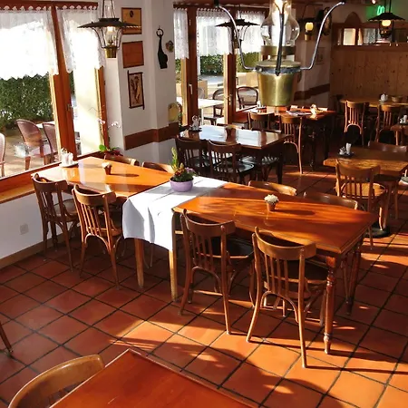 De La Réunion Hotel